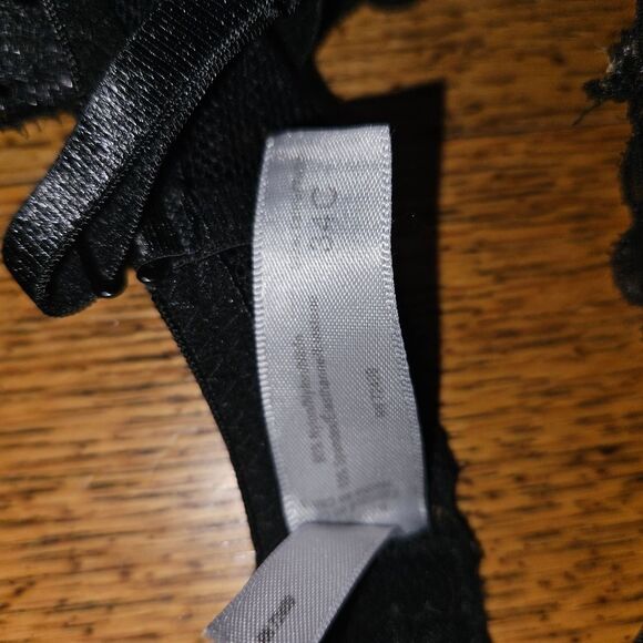Sophie B Women's Black Lace Overlay 34C Bra – Gently Worn Intimates - Picture 6 of 7